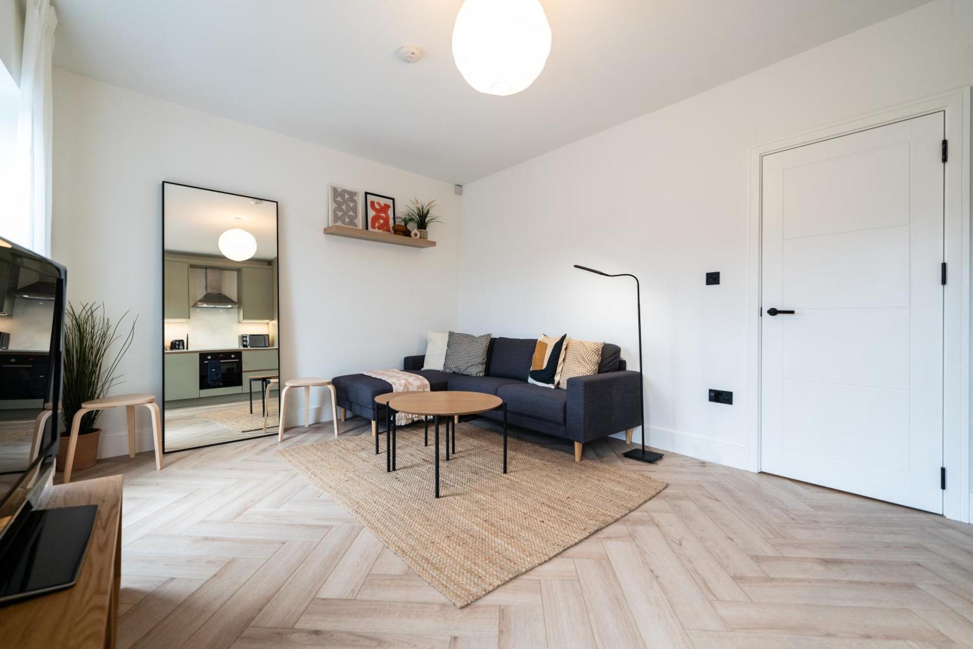 The Battersea Place - Charming 4Bdr Flat لندن المظهر الخارجي الصورة