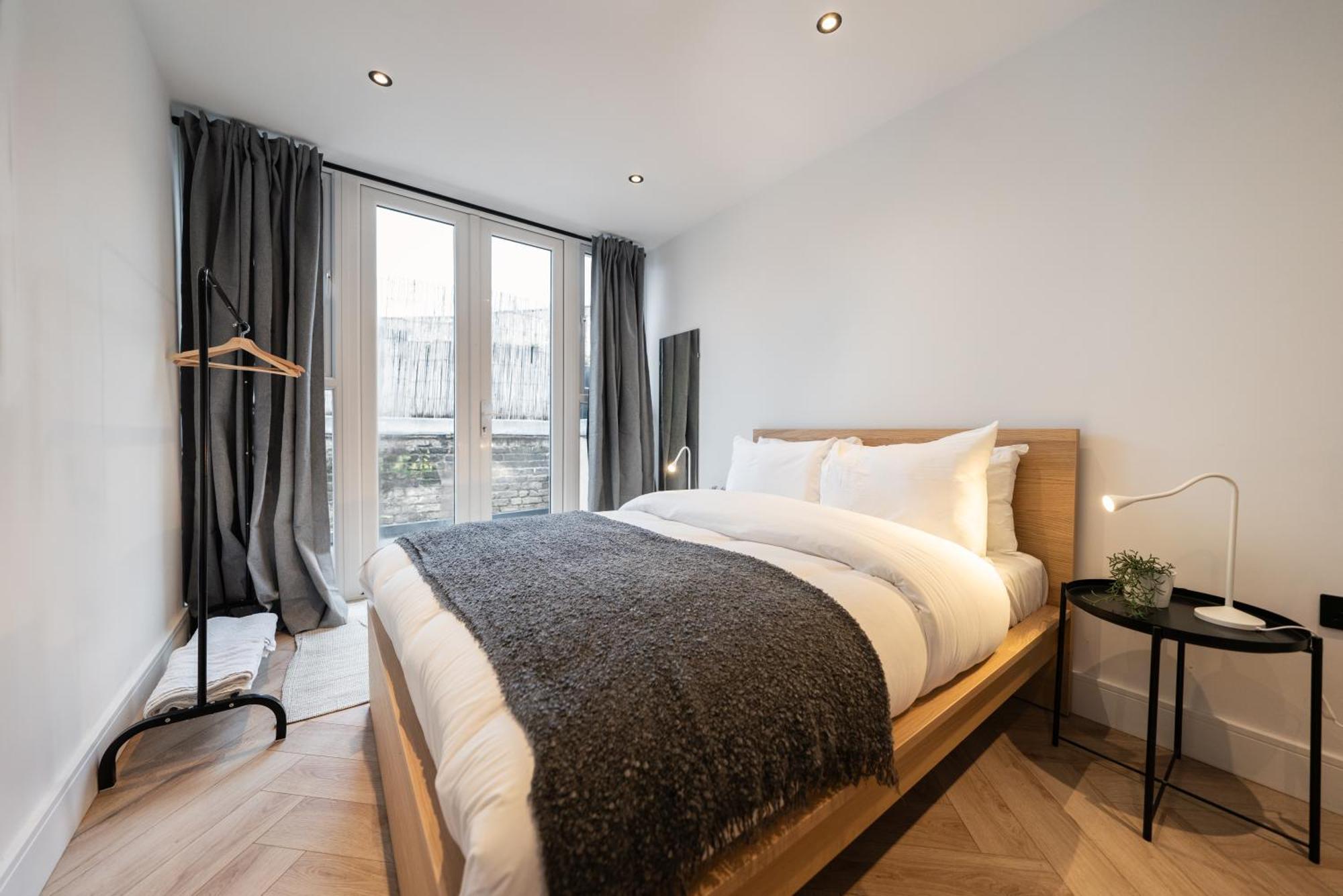 The Battersea Place - Charming 4Bdr Flat لندن المظهر الخارجي الصورة